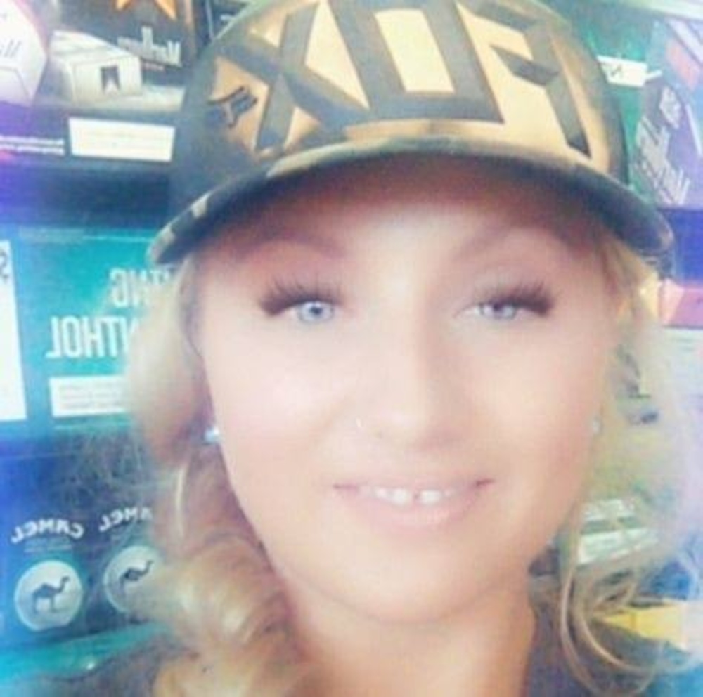 Meet your Posher, Carrie